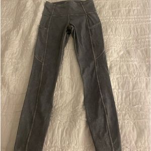 Size 4 retro lulu leggings